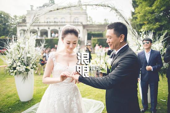 李小冉的老公和梅婷老公,揭秘两位明星背后的神秘力量