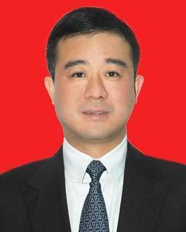 姜局长为了老公升迁,助力老公职场升迁