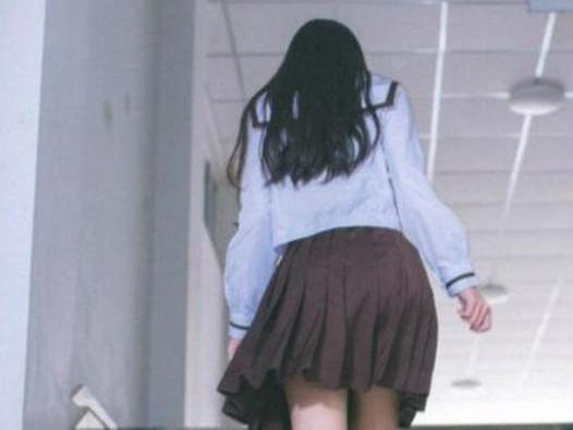 公路美人大尺度视频