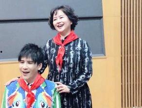 鞠萍姐姐爆料完整视频,带你走进幕后花絮