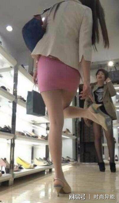 丝袜女屁股开花,揭秘女臀“开花”的神秘魅力